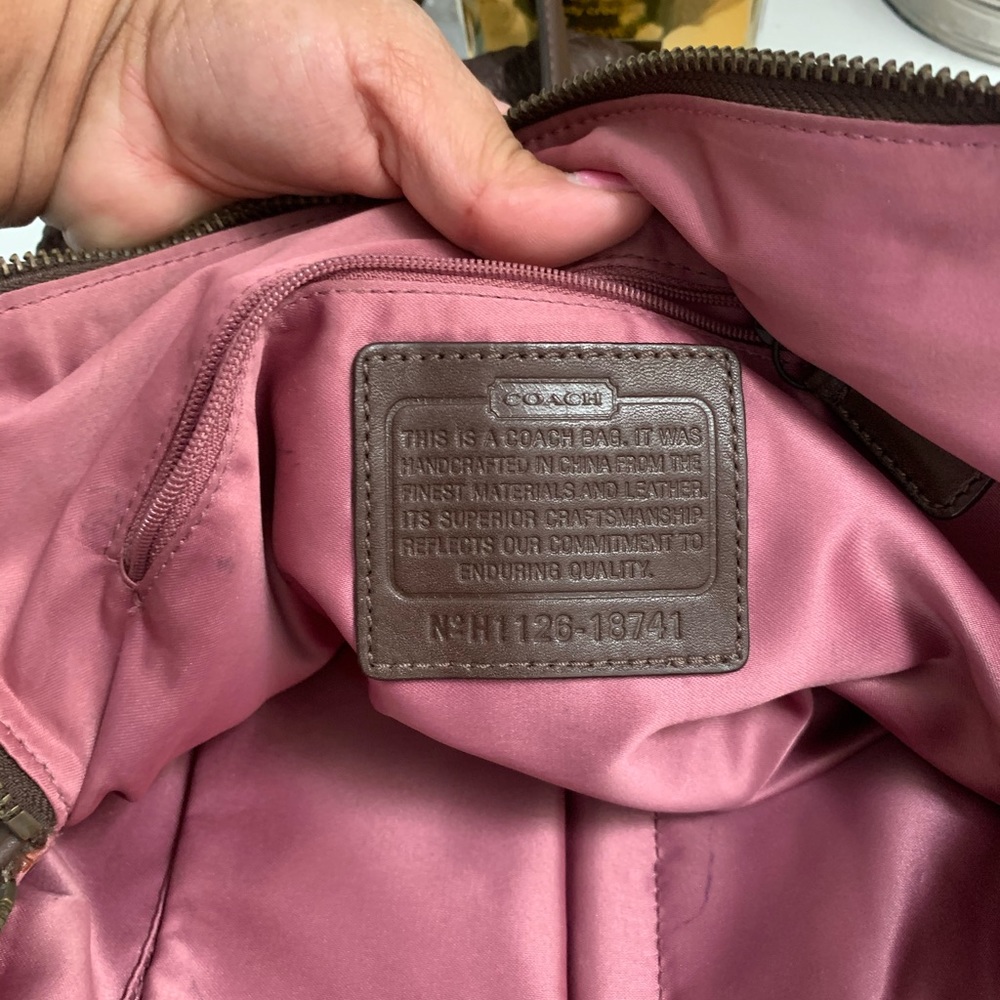 Authentic python COACH  handbag. - Picture 8 of 8